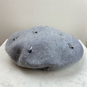 EUC Chico’s Rhinestone Wool Bee Beret Hat